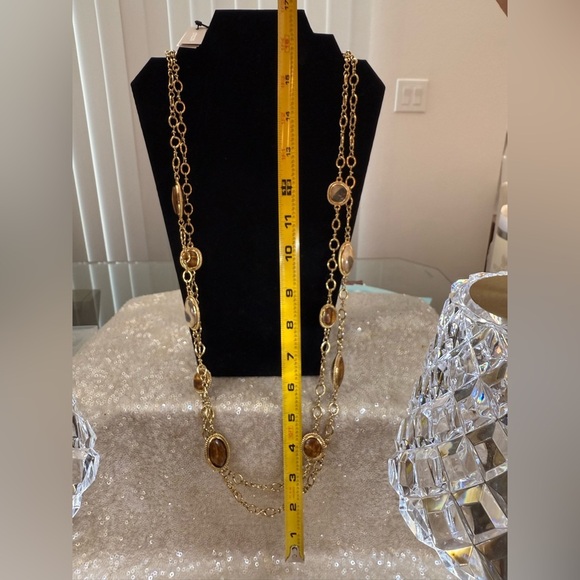 NWT Chico’s Animal double-sided long layering Necklace with earrings - Picture 10 of 11